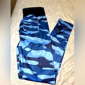 Blue Camo Leggings w/pockets